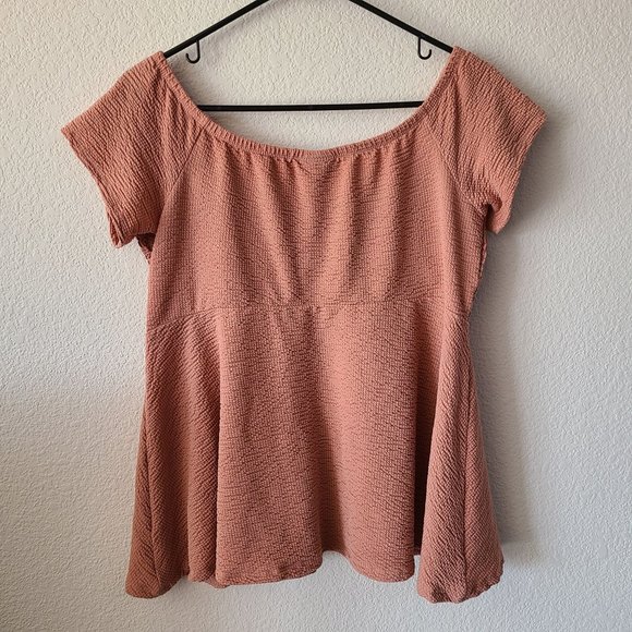 Torrid Women's Sz 0/ US Sz L Textured Knit Off-Shoulder Babydoll Top Shortsleeve - Picture 4 of 10